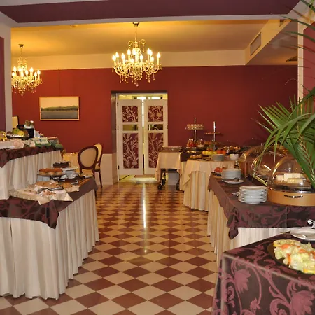 Hotel San Luca Palace